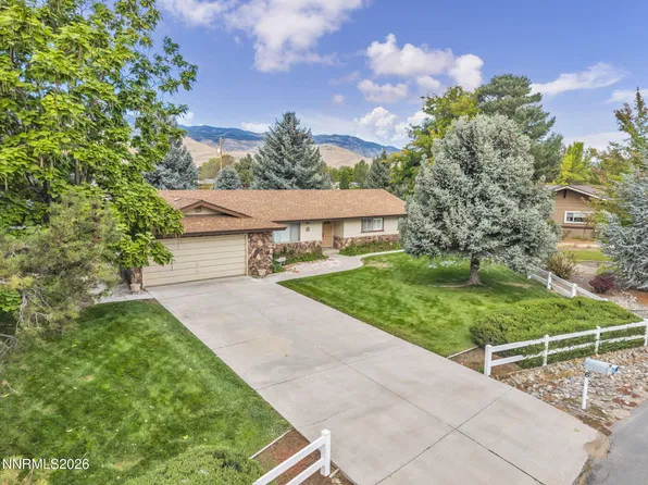 6 Sentinel Cir, Carson City, NV 89701