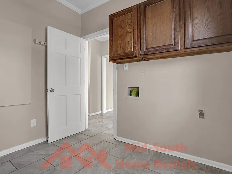 2654 Fox Creek Dr — Photo 21