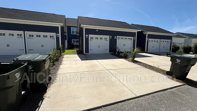2 bed, 2.5 bath, 1553 sqft, $2,145 — Photo 4