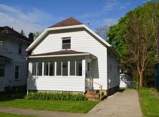 808 Eaton St, Jackson, MI 49202