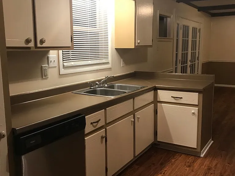 185 Cavalier Ct — Photo 8