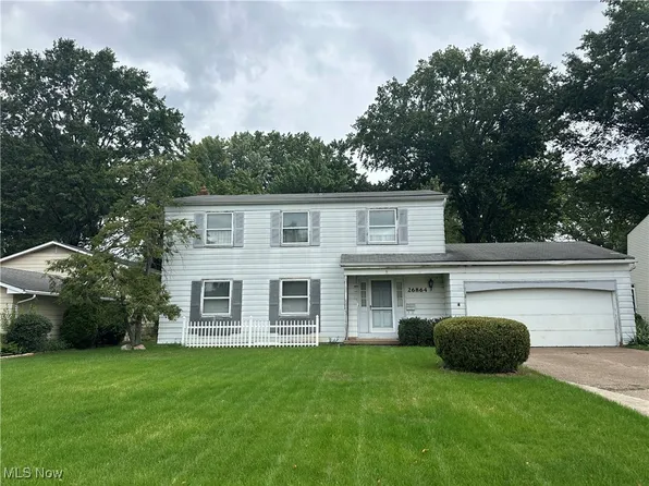 26864 Sweetbriar Dr, North Olmsted, OH 44070