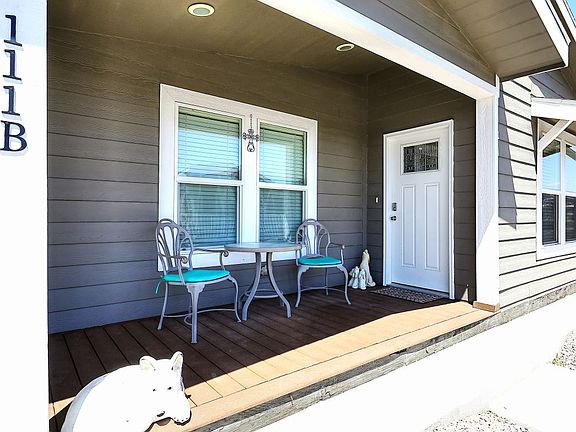 4th image of 2206 S Ellsworth Rd #111B