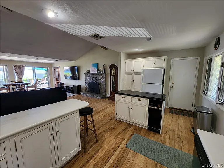 7 Riverhead Rd — Photo 15
