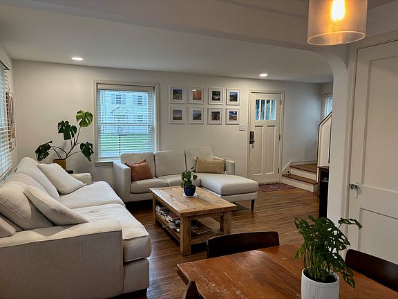 4th image of 2929 Norwood St