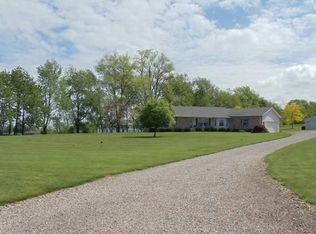 2620 Fairfield Union Rd NE, Lancaster, OH 43130