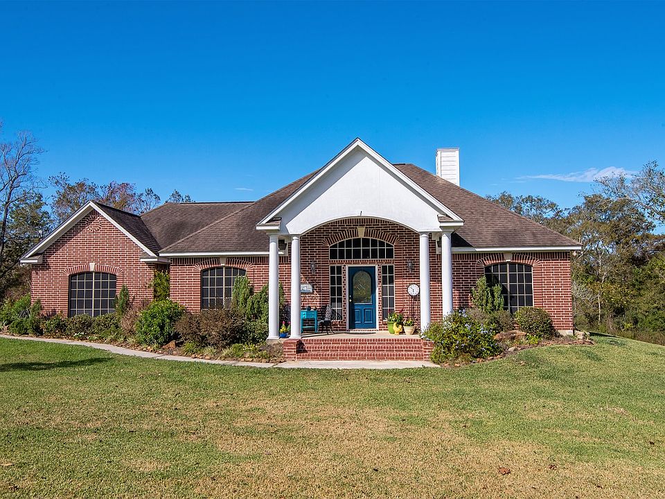 1st image of 211 Lost Lake Dr