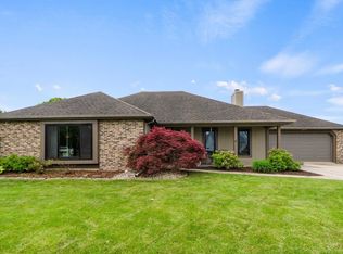 1407 Baron Ct, Auburn, IN