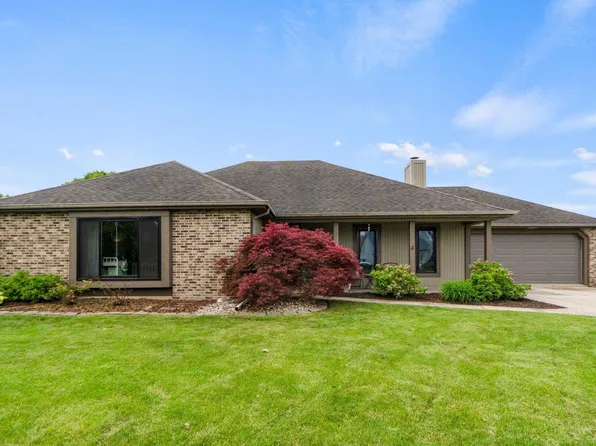 1407 Baron Ct, Auburn, IN 46706