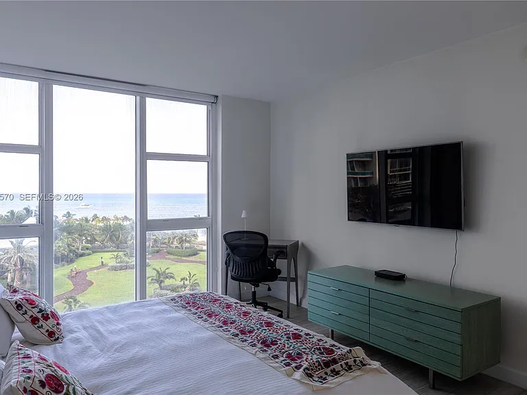 10275 Collins Ave #634 — Photo 24