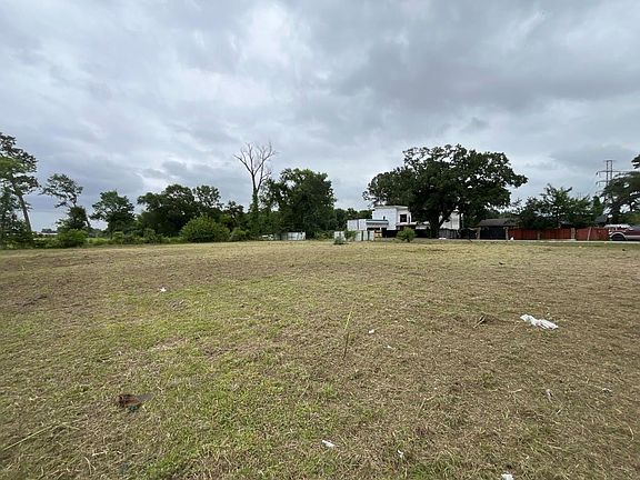 5th image of 9204 Exeter St Lot 36 & 37