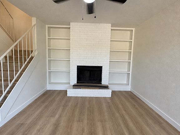 3rd image of 800 Treadwell Ct #802B