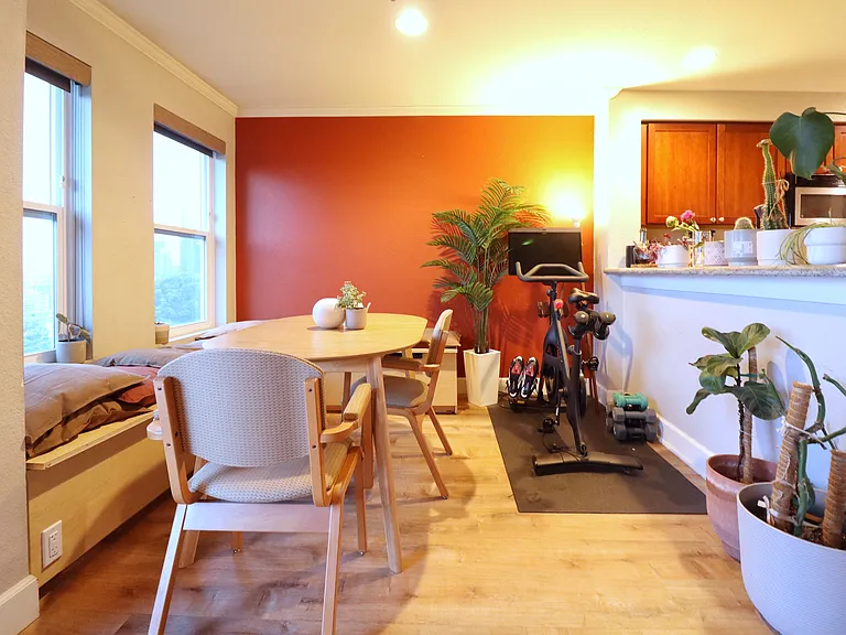 1311 12th Ave S #B402 — Photo 2