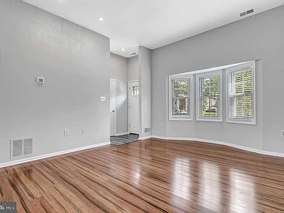 2nd image of 9838 Oakdale Woods Ct