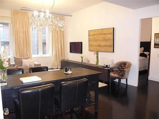 Rented by Sotheby's International Realty | media 22