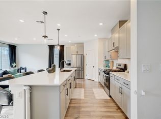 10207 Canyon Mantle St, Las Vegas, NV 89166
