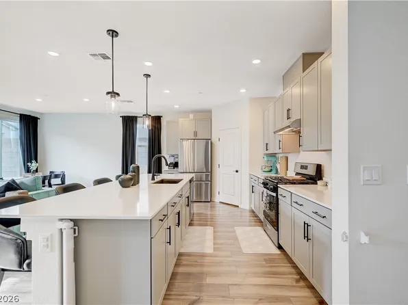 10207 Canyon Mantle St, Las Vegas, NV 89166