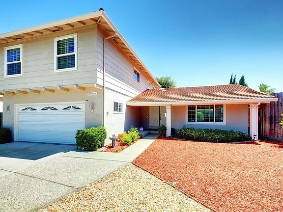 3rd image of 2918 Mabury Ct