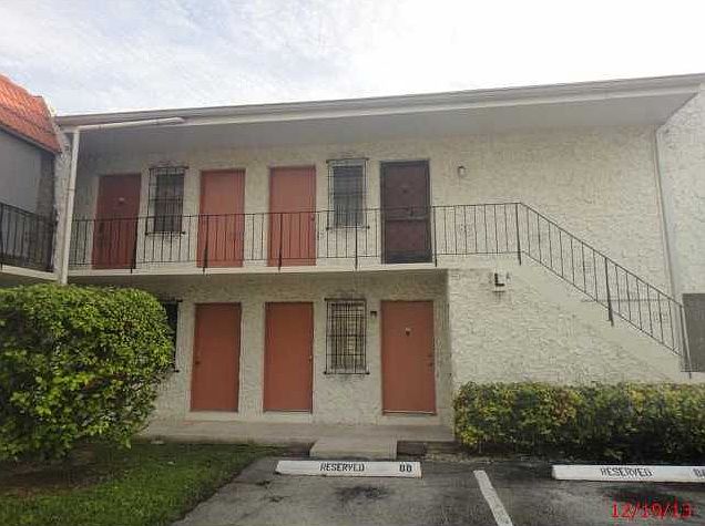1st image of 8701 SW 141st St APT L2
