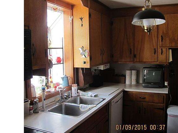 4th image of 302 Edgeboro Dr
