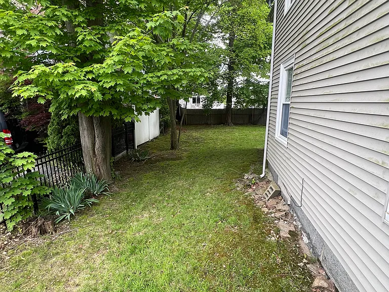 28 Pond St #1 — Photo 9