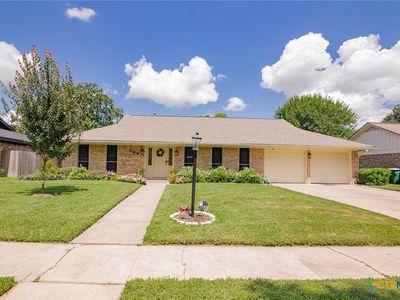 108 Norwich Glen St, Victoria, TX, 77904