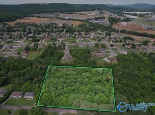 Townsend Dr SE, Huntsville, AL 35811