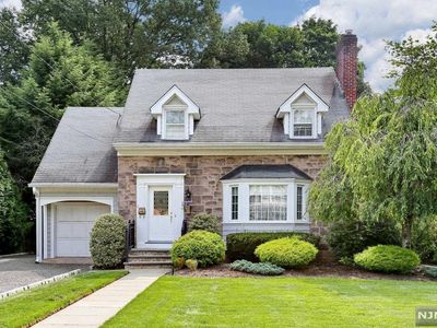 338 Grove St, Oradell, NJ, 07649