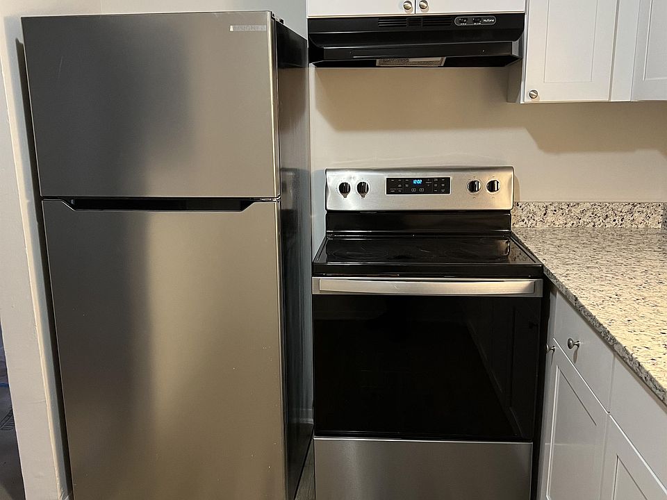 1st image of 1523 Norway Ln APT 1B