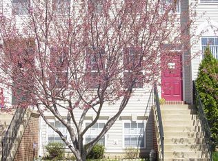 14802 Edman Cir, Centreville, VA 20121