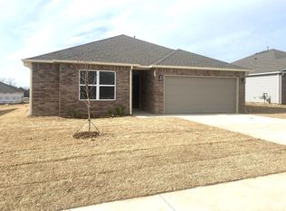 1516 N 82nd St, Broken Arrow, OK 74014