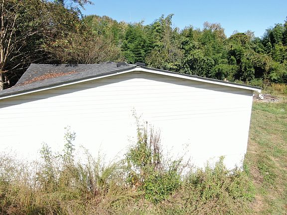 2nd image of 101 Elmina St