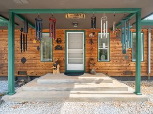 21312 Lakeshore Dr, Lakehead, CA 96051