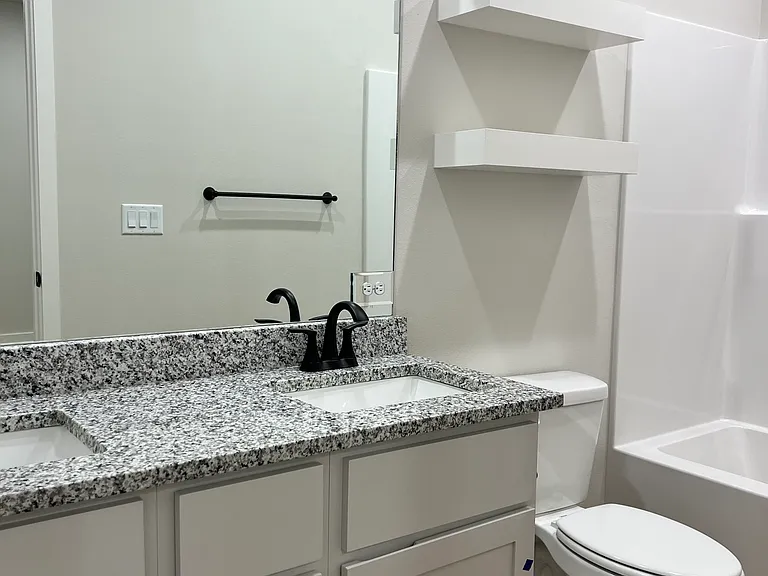 520 Cosmos St — Photo 12