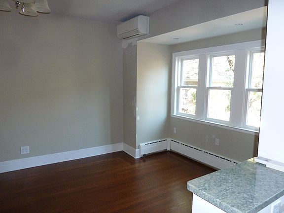 4th image of 3417 84th St