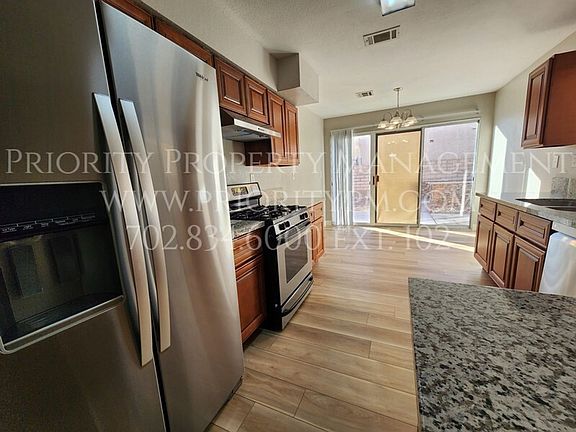 3rd image of 10009 Biscayne Ln
