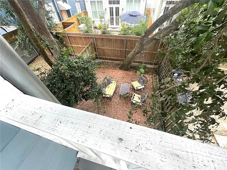 Private Backyard - Patio
