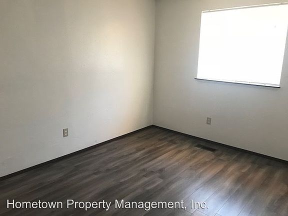 5th image of 1324 Deerbrush Dr SE