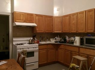 350 N 42nd St, Philadelphia, PA 19104