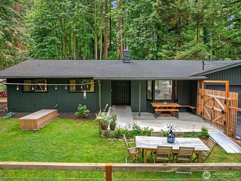 2nd image of 22914 2nd Avenue SE