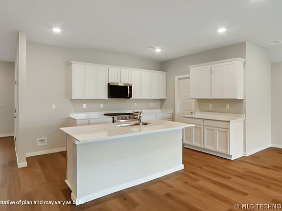 6th image of this home