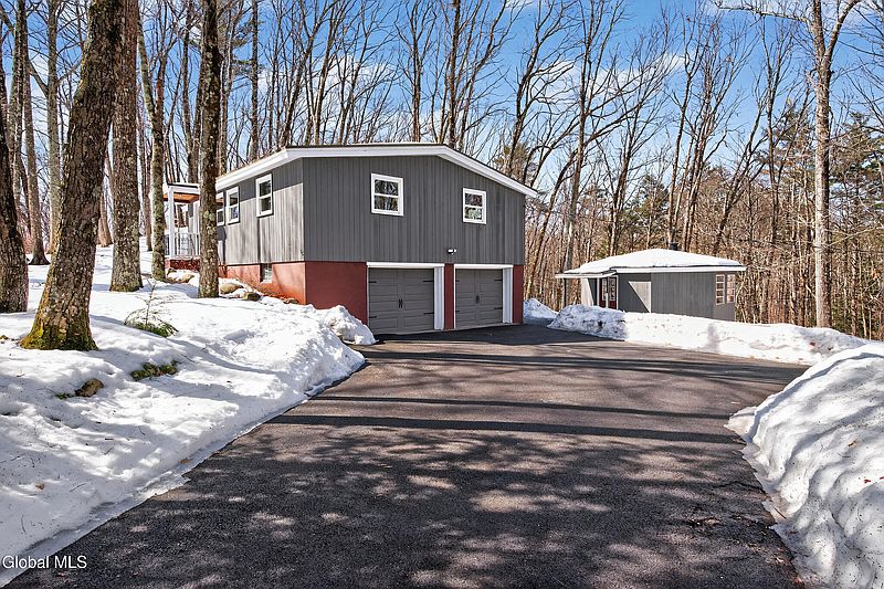 3rd image of 55 Country Colony Road