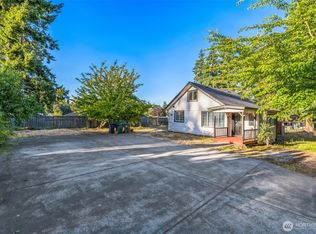 822 S 308th St, Federal Way, WA 98003