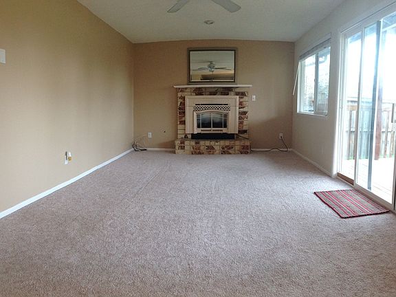 3rd image of 1428 NW Fox Run