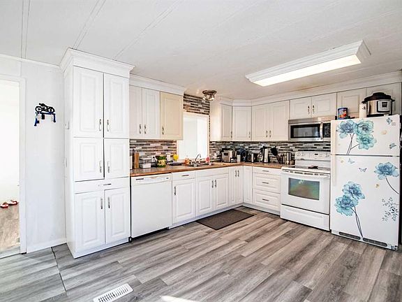 5th image of 5344 76th St #3