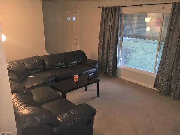 2nd image of 26301 Drakefield Ave