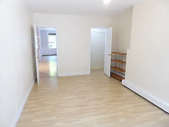 Rented by R New York