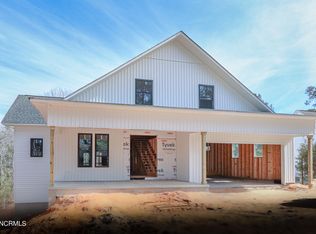 2690 Longleaf Dr SW, Pinehurst, NC 28374