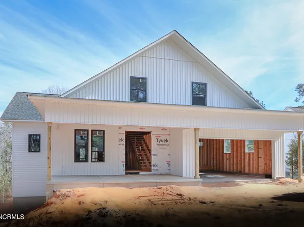 2690 Longleaf Drive SW, Pinehurst, NC 28374