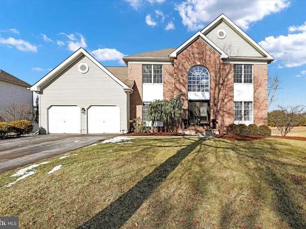 131 Hope Rd, Holland, PA 18966